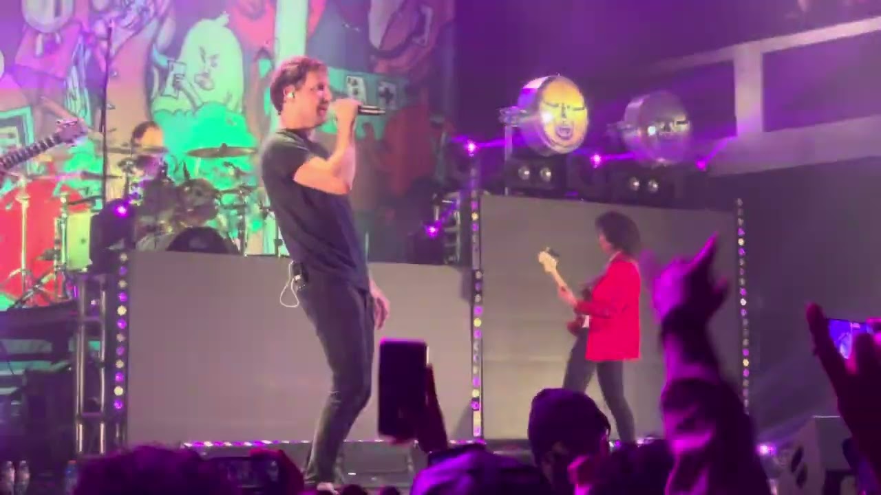 Dance Gavin Dance // Feels Bad Man live @Shrine Auditorium in Los Angeles CA