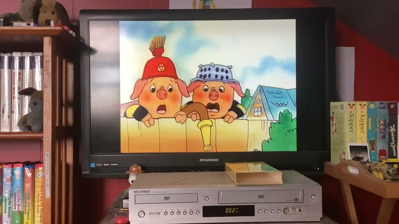 Opening To The Busy World Of Richard Scarry: The Busiest Firefighters Ever 1995 VHS