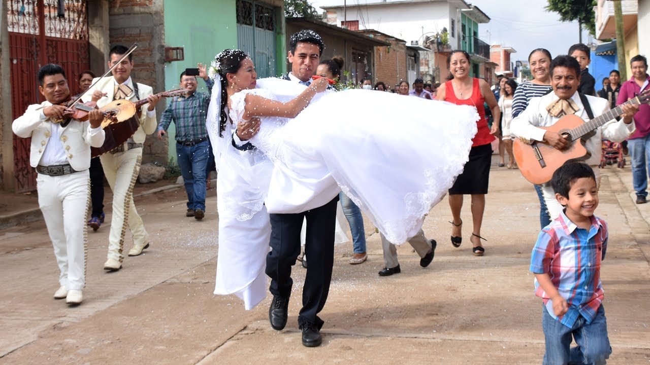 PRIMER DIA DE BODA.en San Antonino Castillo Velasco