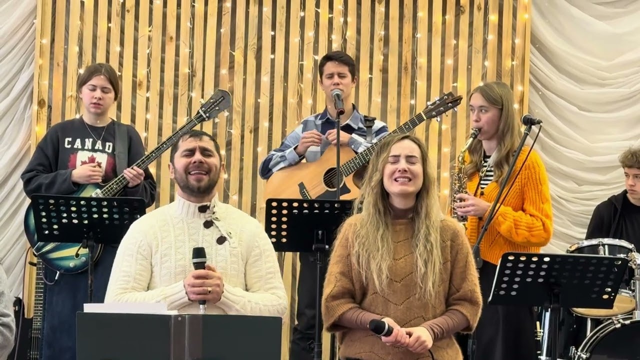 ПРОСЛАВЛЕННЯ: «ЗНОВУ ТУТ», «ТИ БОГ ВЕЛИКИЙ І СВЯТИЙ»