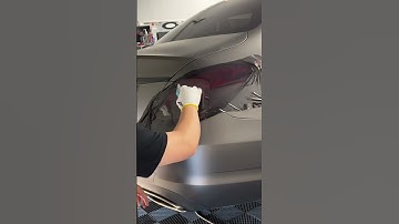 Taillight tint in “Mid smoke” by Luxe light wrap!