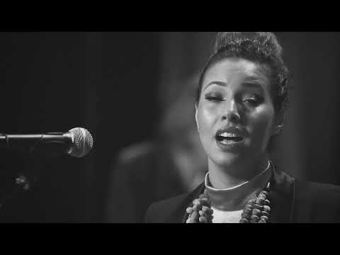 Sanae Jabrane Les Feuilles Mortes Yve Montand Tribute 