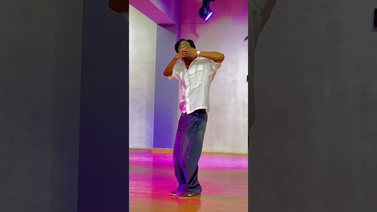 Thoda Style Thoda Class…..                  