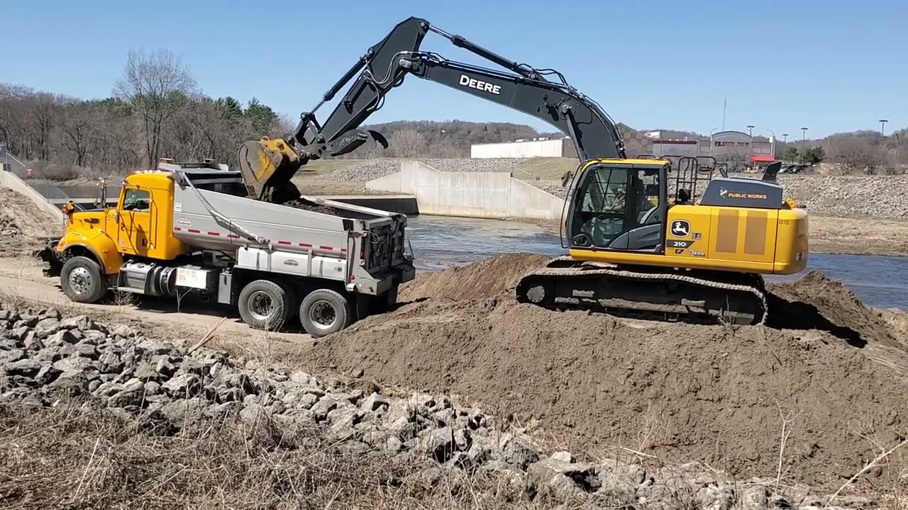 Sand Removal From the Zumbro River in Rochester Minnesota