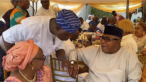 SEE HOW DELE ODULE & YINKA QUADRI GREET OGA BELLO AT JIDE KOSOKO 70TH BIRTHDAY