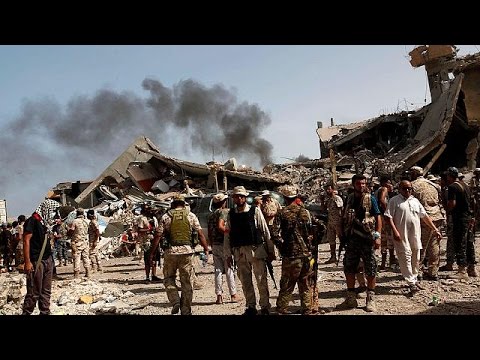 هل كان التدخل لدعم الثورة الليبية وإطاحة نظام القذافي ضروريا