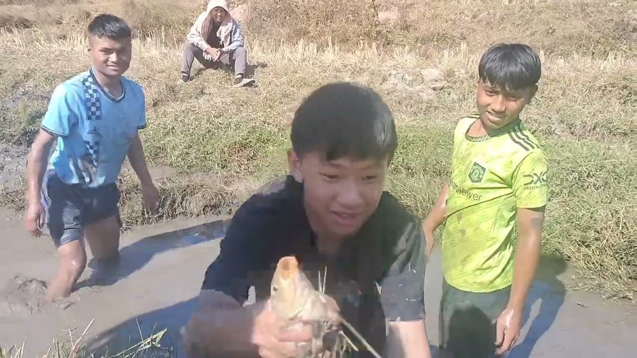 Fishing in my village 🐠🐠