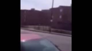 Jaro Skinny passes by O'Block and T. Roy starts shooting at him