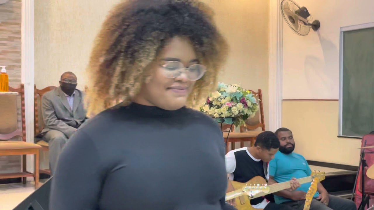 OLHA A VOZ DESSA MENINA 😱 MUITA UNÇÃO 🔥 - Mini Vigília da Gratidão