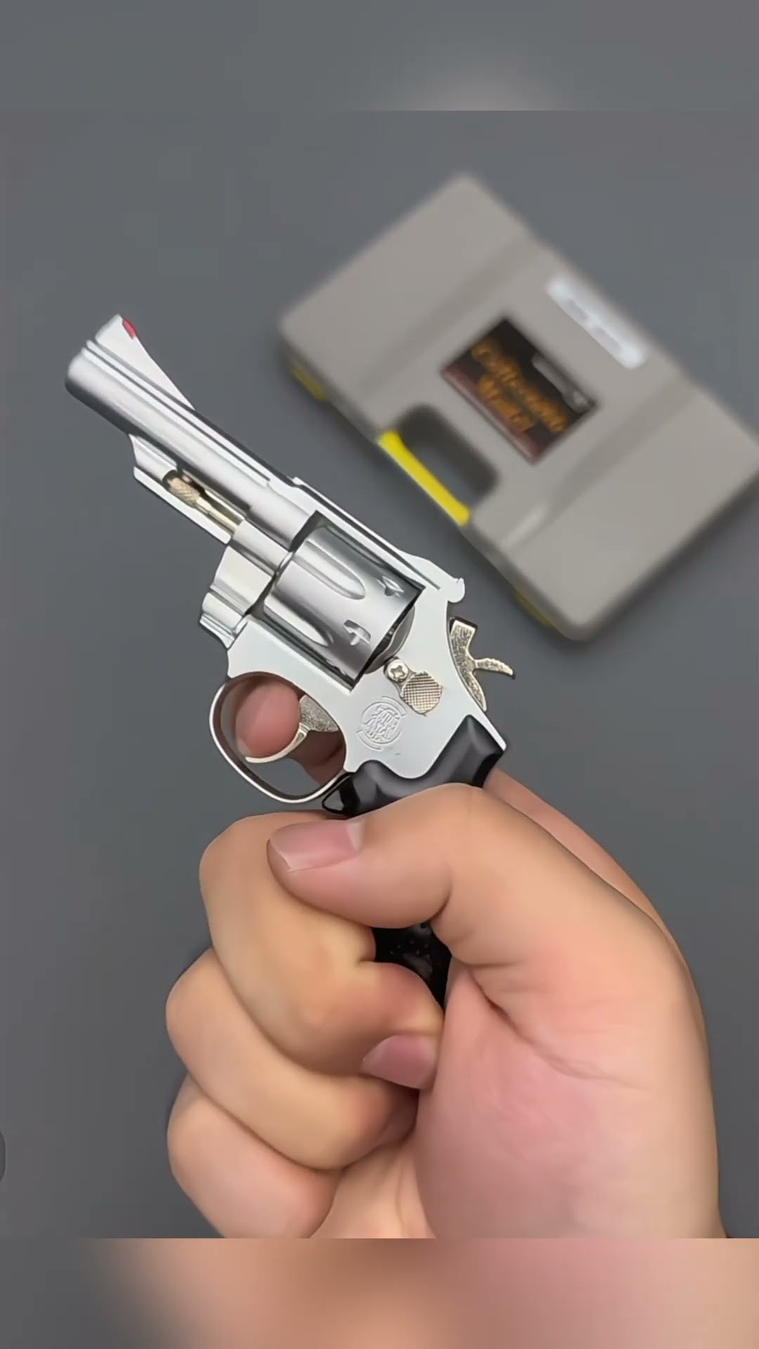 S&W M29 1:2.05 スミス&ウェッソン リボルバー模型 金属