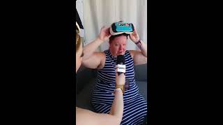 Big booty BBW Porn Star Platinum PuzzyVR test w/Cam at Camcon 2016