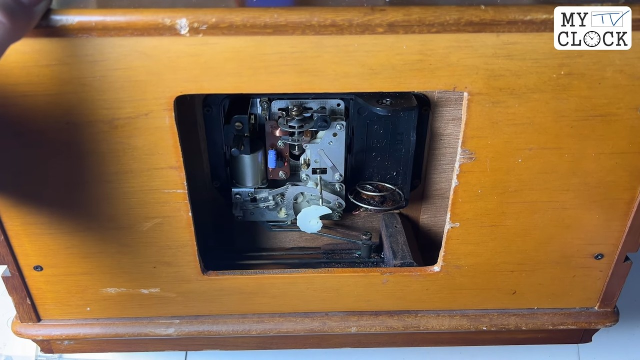 Restoration of Rusty Citizen Transistor 2 Hammer Hour Strike Japan