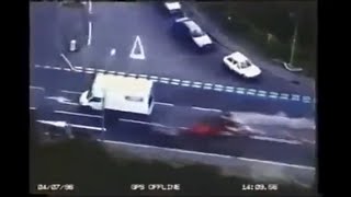 Police Chase In Thames Valley, England, April 7, 1996