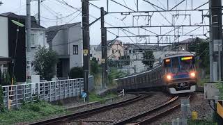都営地下鉄三田線6300型各駅停車西高島平行き奥沢2号踏切通過