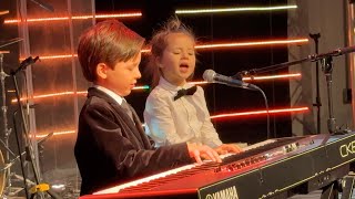 4-Year-Old Singer Stuns The Recital Hall With L.o.v.e. Brother On Piano