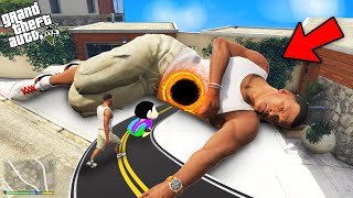 GTA 5 : Franklin Treated Himself By Entering In His Body In GTA 5 ! (GTA 5 Mods)
