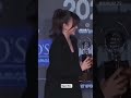 أبطال مسلسل البراعم الحمراء من خلال تكريمهم في حفل الجوائز 