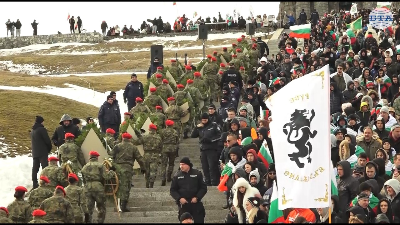 С тържествена церемония на връх Шипка беше отбелязан националният празник на Република България