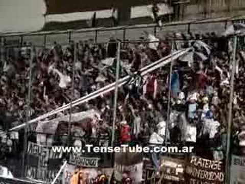 Hinchada de Platense vs. San Martín (T) aliento de perro