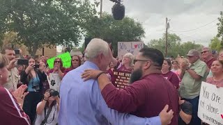 'It's hard': Crowds gather in support of Uvalde superintendent Hal Harrell as he intends to retire