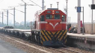 2020.11.27 11:57 貨物列車7801次慢行通過竹田車站