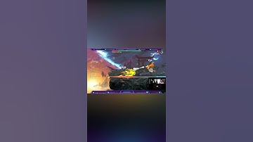 this man is in chat while he fight in a tournament