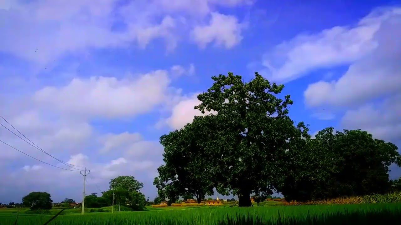 Timelasp Clouds running video. beautiful nature.