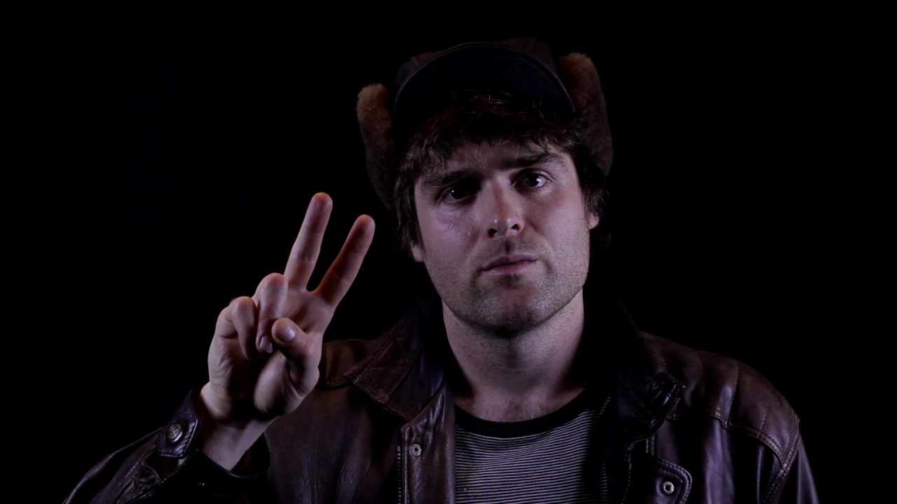 Callum Easter - Pop Goes The Weasel - YouTube