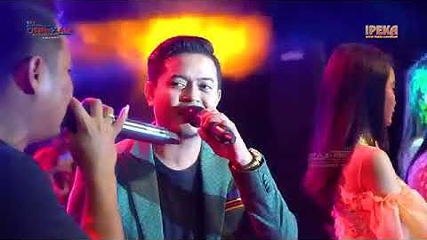 All artis Om Adella cinta dan air mata