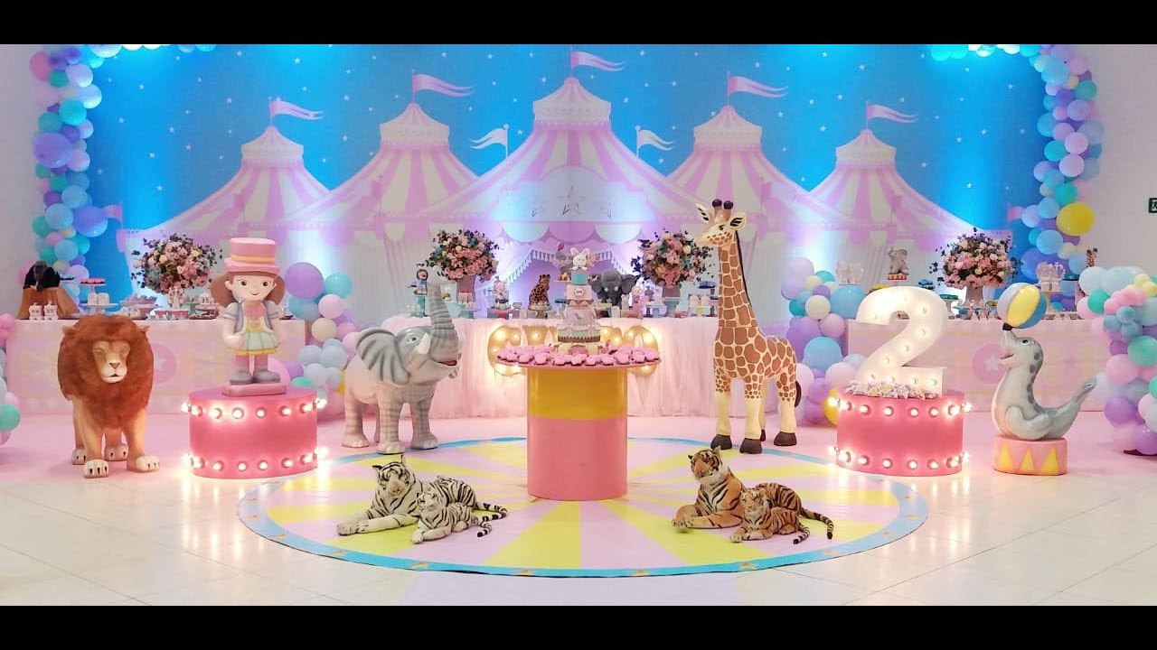 Circo Rosa - (Making of) Andreza Magalhães - 1 aninho da Liz Trota