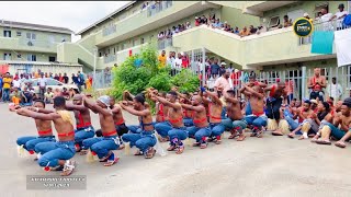 Mayekisa | Ey Amaqhawe akhuphuke asithela | wena obulala ngesbhamu nawe uyofa ngesbhamu | Ay Ay