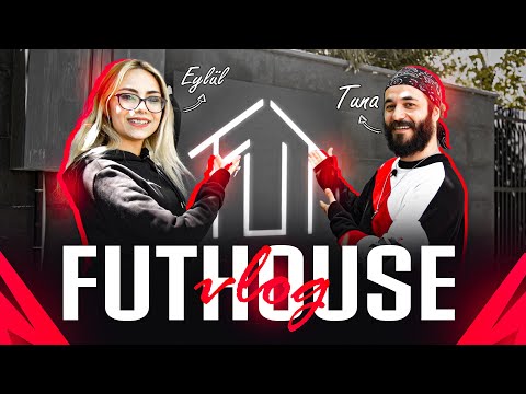 Avrupa'nın En Büyük Gaming House'unu Gezdim! (FUTHOUSE Vlog)