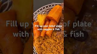 Better way to eat your Jollof rice #jollofrice #eatbetter #africanfood #rice