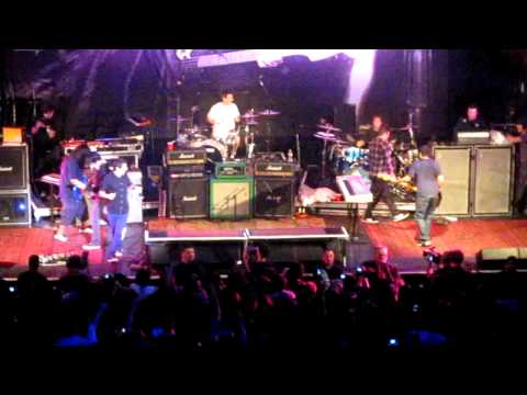 Deftones - Savory live w/ FAR - Chi Cheng benefit ...