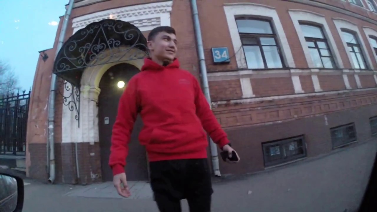 Hustle run. Как он обогнал поезд? Обогнал метро.