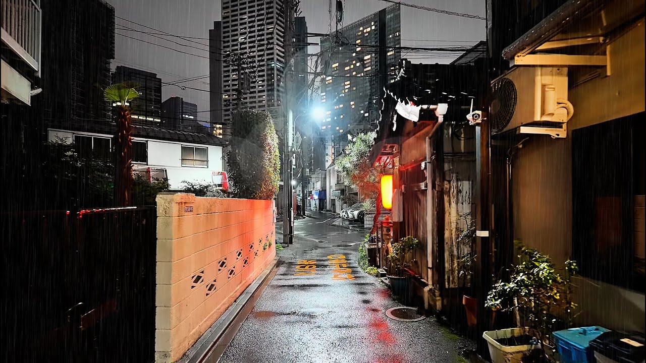 1AM Tokyo Nishi-Shinjuku Rain Walk //4K HDR