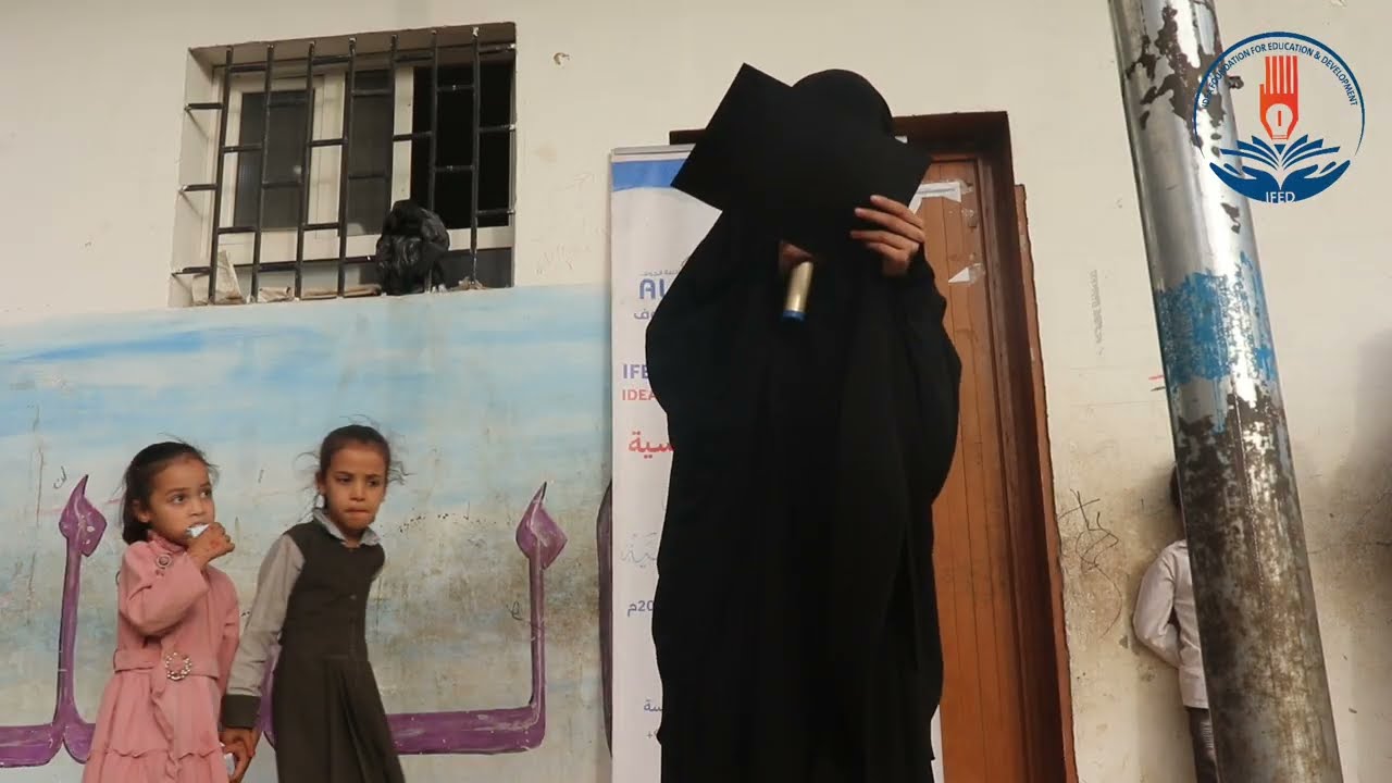 مؤسسة أيديا التعليمية تزور مدرسة التفوق النموذجية وتشهد إذاعة متميزة عن الأخلاق