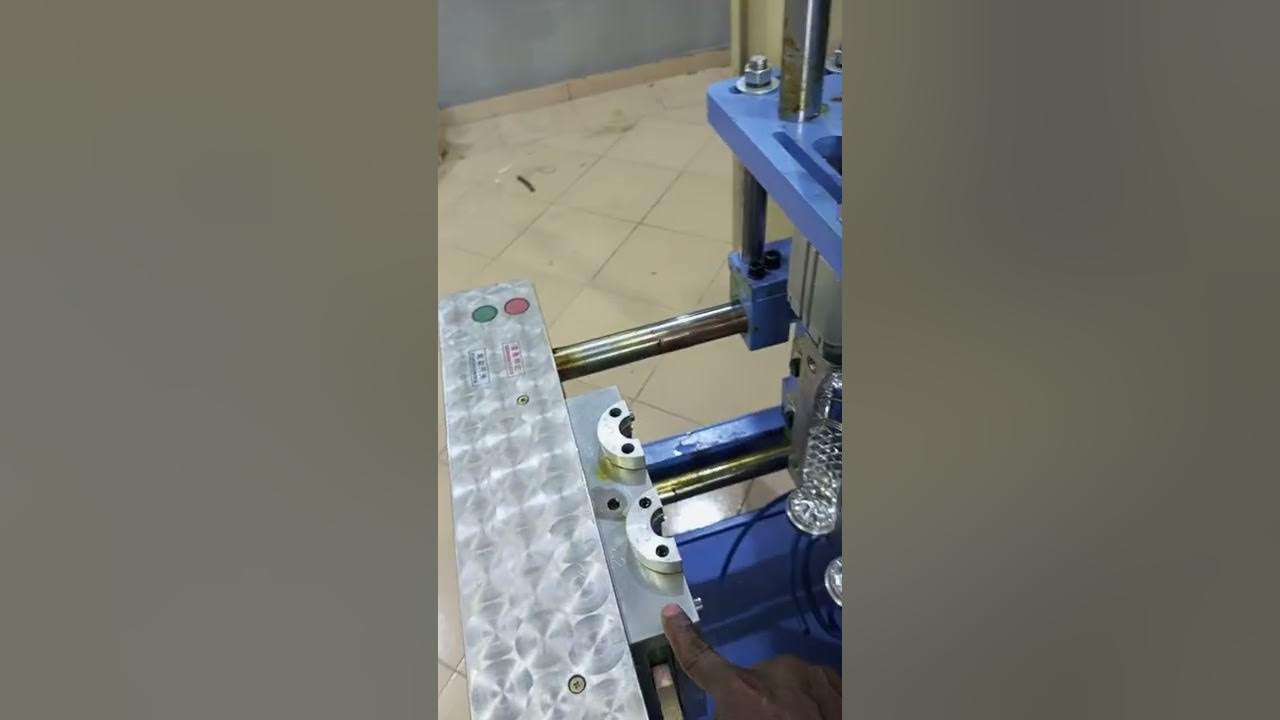 How to change Mold on PET Blow Moulding machine, Part 1 of 2 YouTube