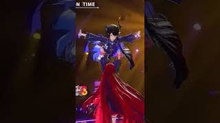 Liz Lifts Nerissa Mid-Song in a Perfect Duet Moment
