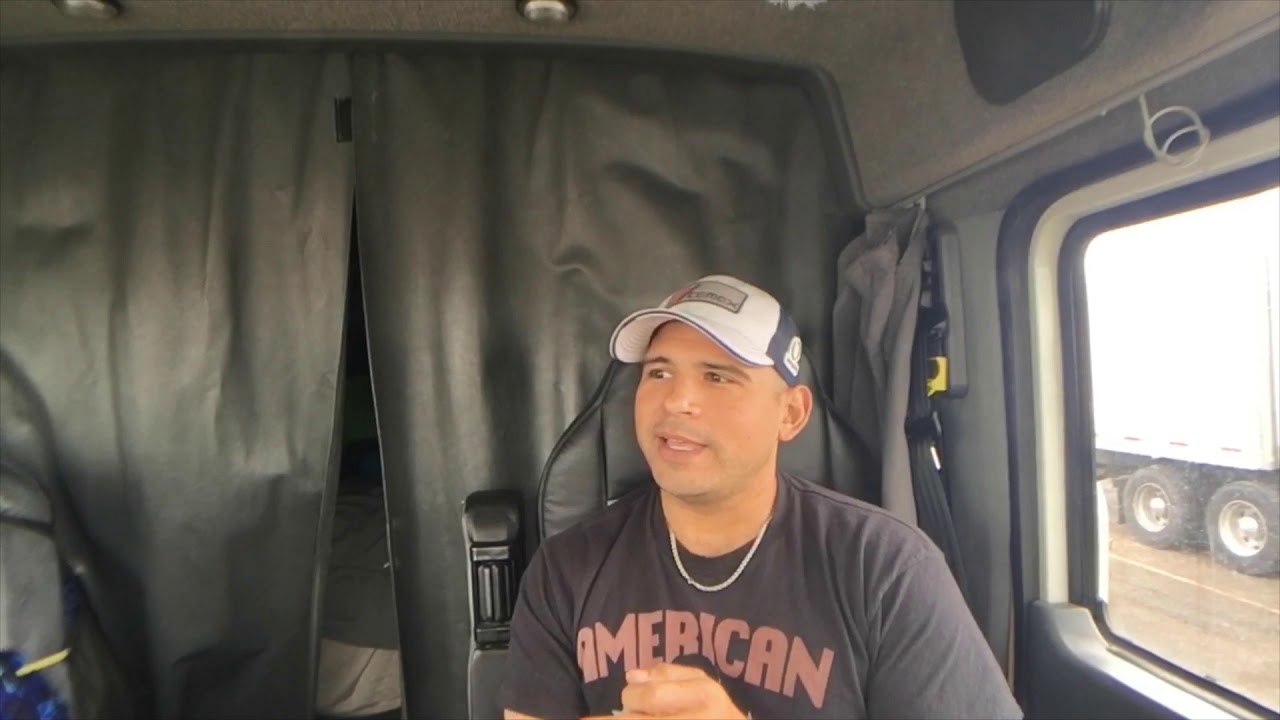 Hauling Frac Sand sandboxes in West Texas Trucking VLOG - YouTube