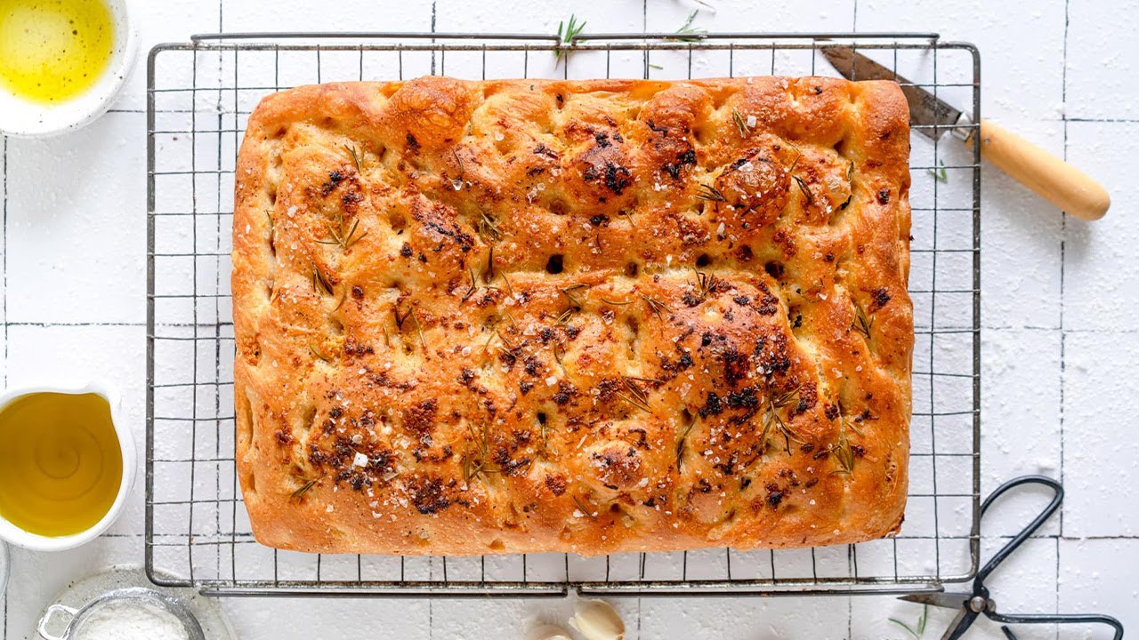 Easy Focaccia Bread (No Knead) - Cloudy Kitchen