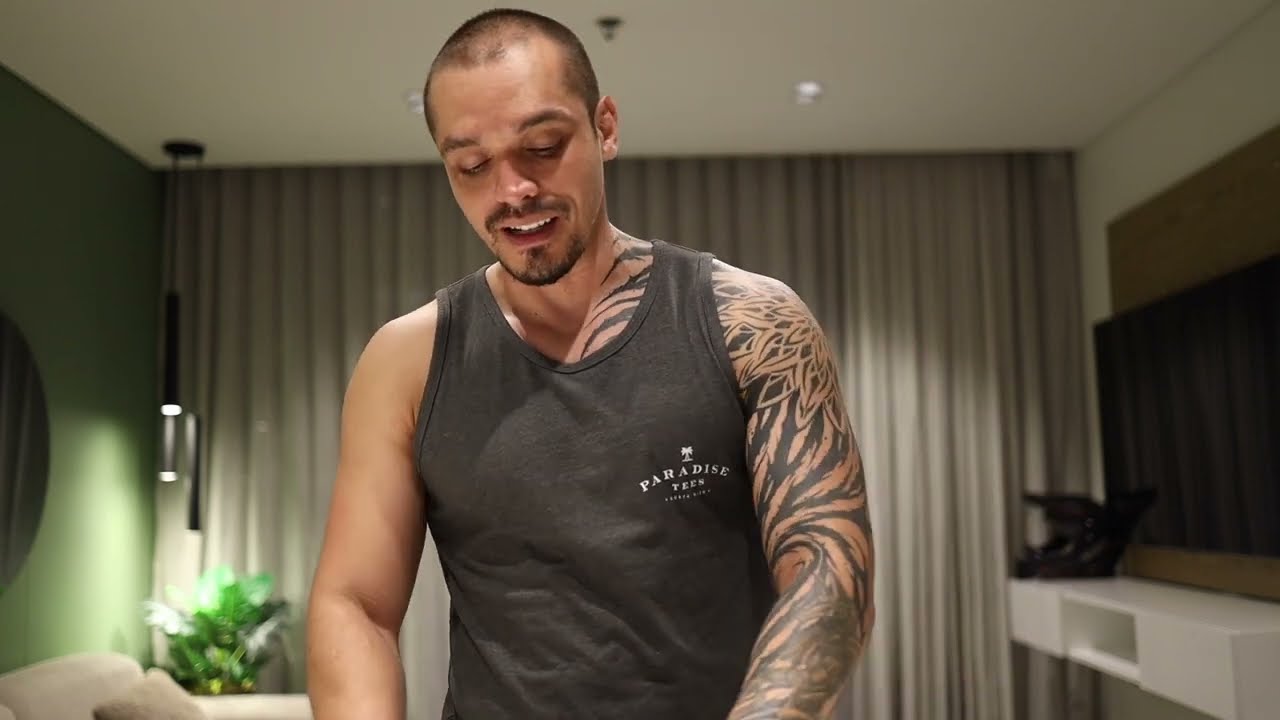 CANCER: THIS WILL COME TO BE A LONG TERM RELATIONSHIP | SINGLES MID JUNE TAROT