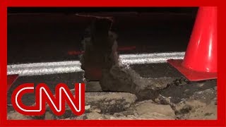 A 7.1-magnitude earthquake swayed buildings and cracked foundations in
southern california, marking the second one near ridgecrest less than
two days. #cn...