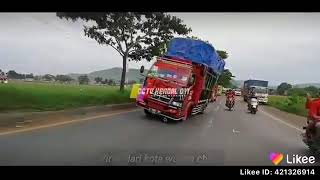 STORY WA TRUK MBOIS OLENG