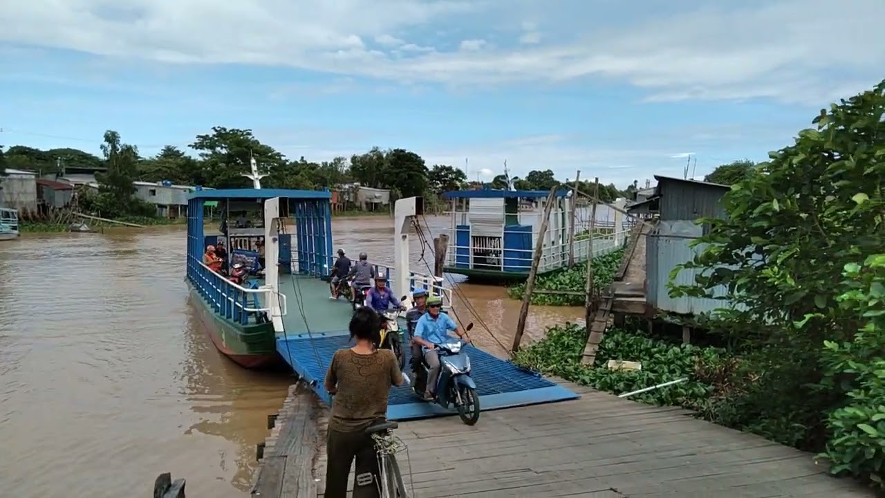 Bến đò Chợ Bình Thủy - An Giang rất đẹp