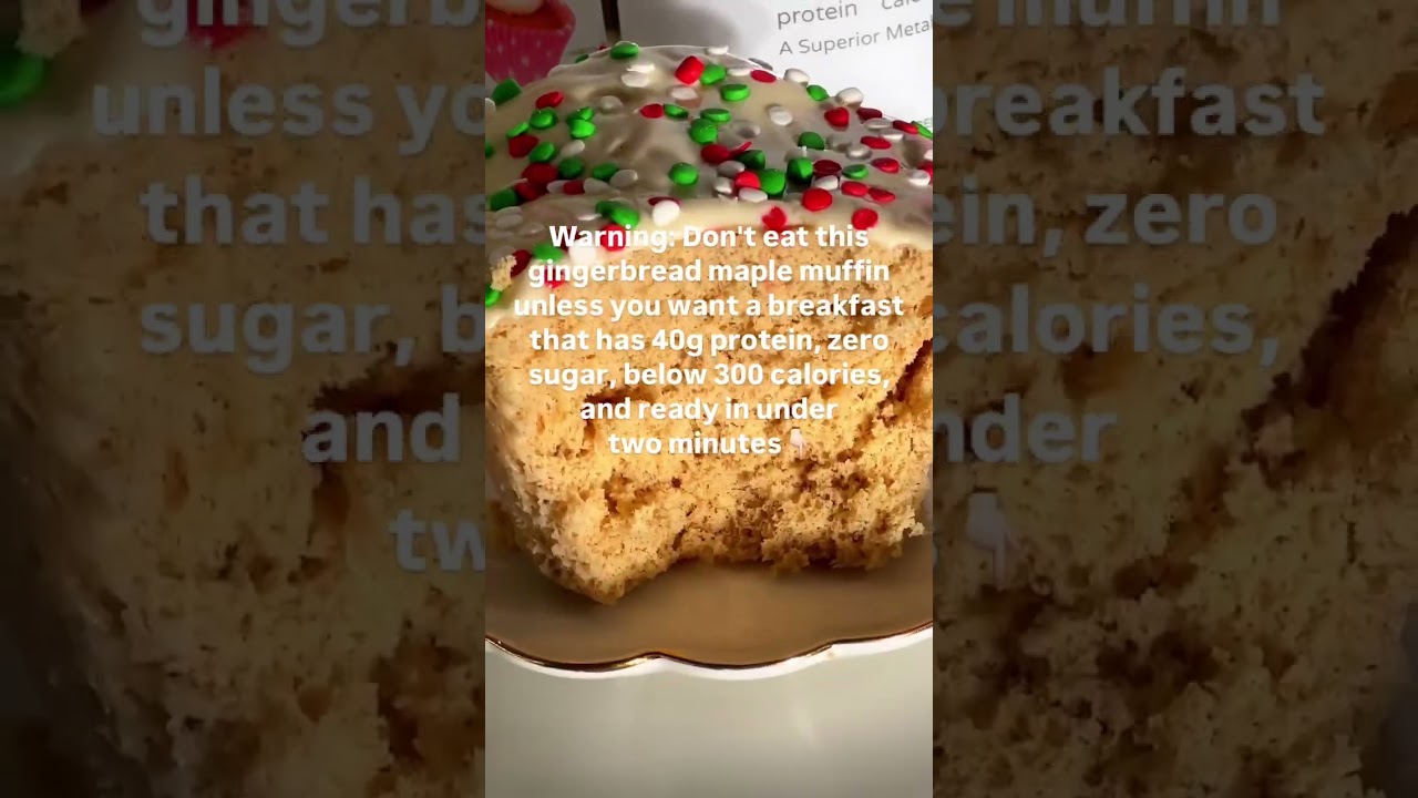 🎄🍁🧁40g protein 285 calories 10g carbs 8g fat 👇🏻 Gingerbread Maple Muffin (Two Minute Zero Sugar
