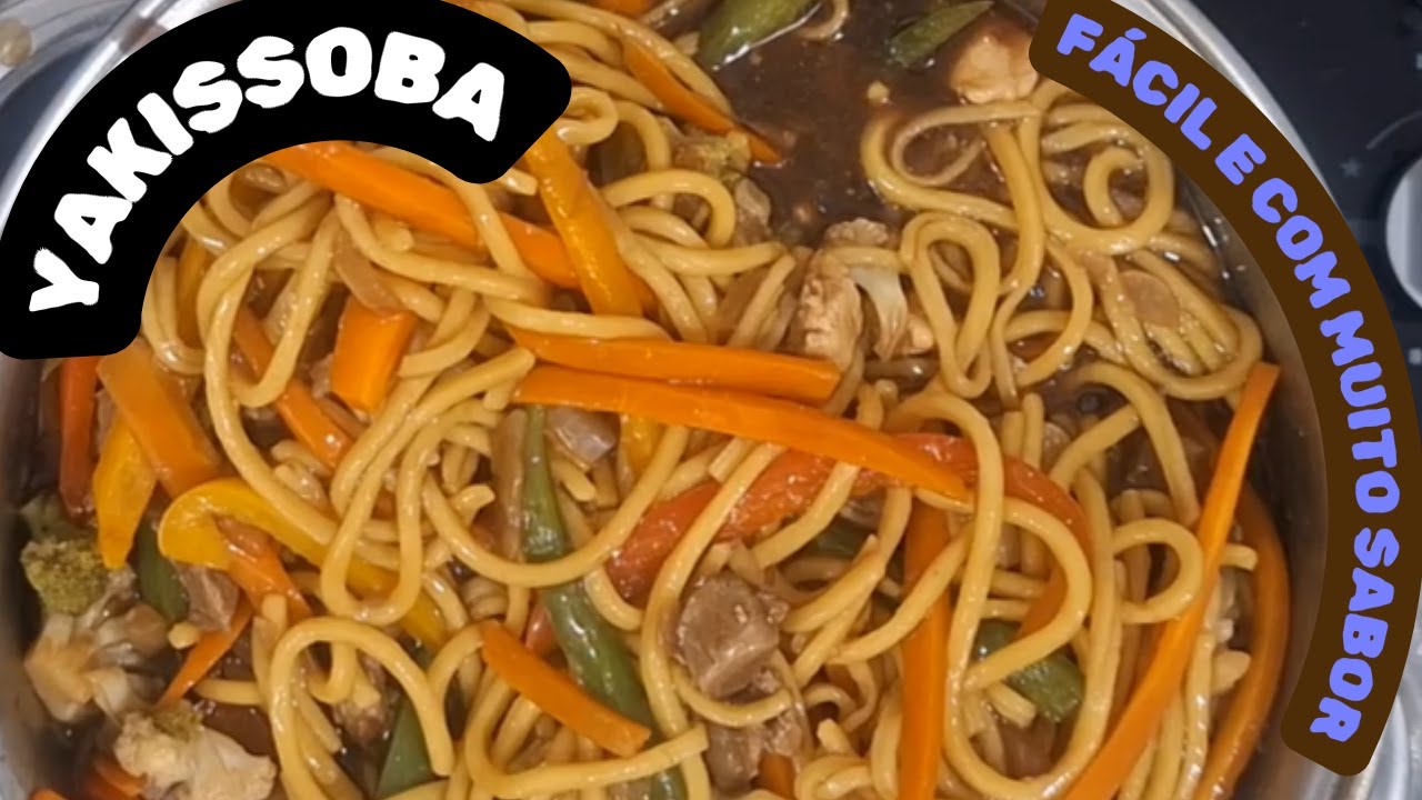 Yakissoba de carne e frango - Fácil e muito saboroso