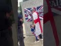🚨Police Officers force man to remove his flag hanging from the Winston Churchill statue