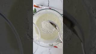 This is the Best Lemon Poppy Seed Bread recipe! #lemoncake #poppyseedsrecipe #easybaking #lemon