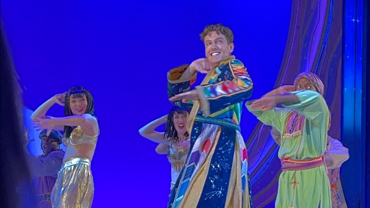 CURTAIN CALL - Joseph and the Amazing Technicolor Dreamcoat (04 August 2022) Woking